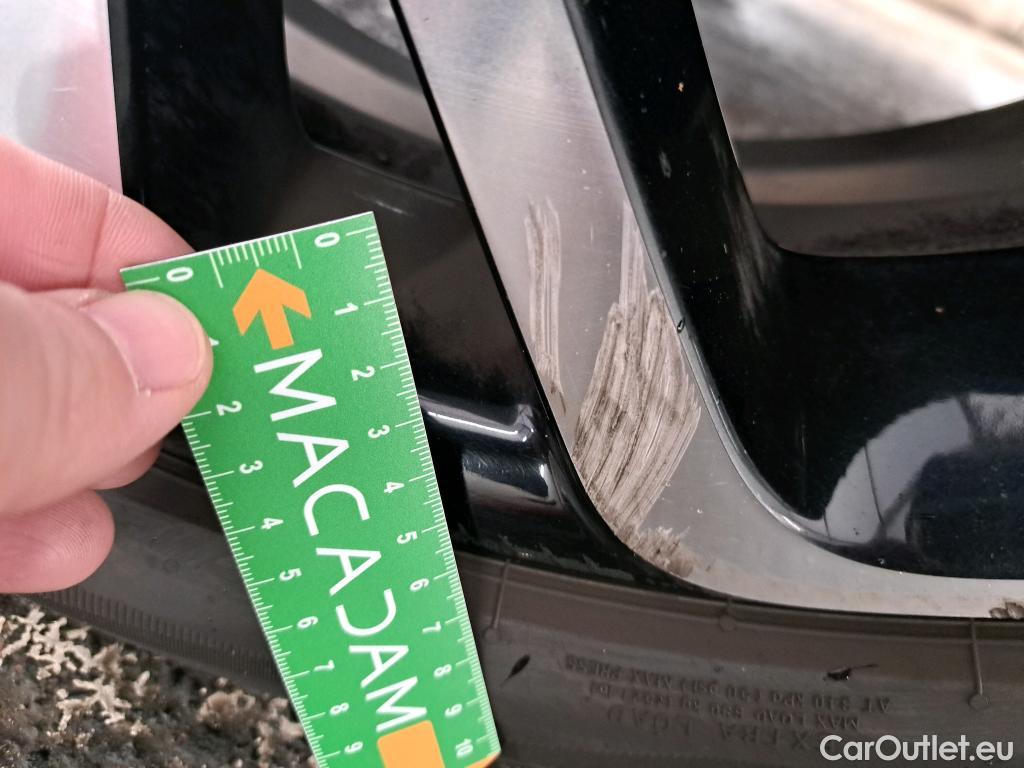  Renault  Scenic RENAULT Scénic / 2016 / 5P / monospace Intens Blue dCi 120 EDC #25