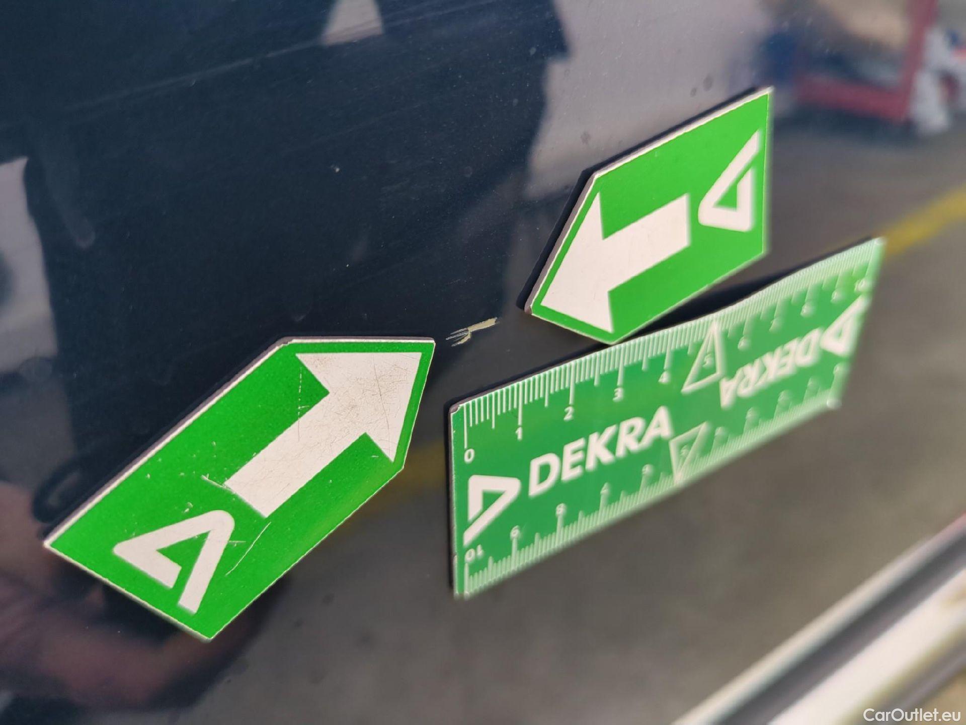  Peugeot  5008  Allure 1.5 HDi 130CV BVA8 7 Sieges E6d #28