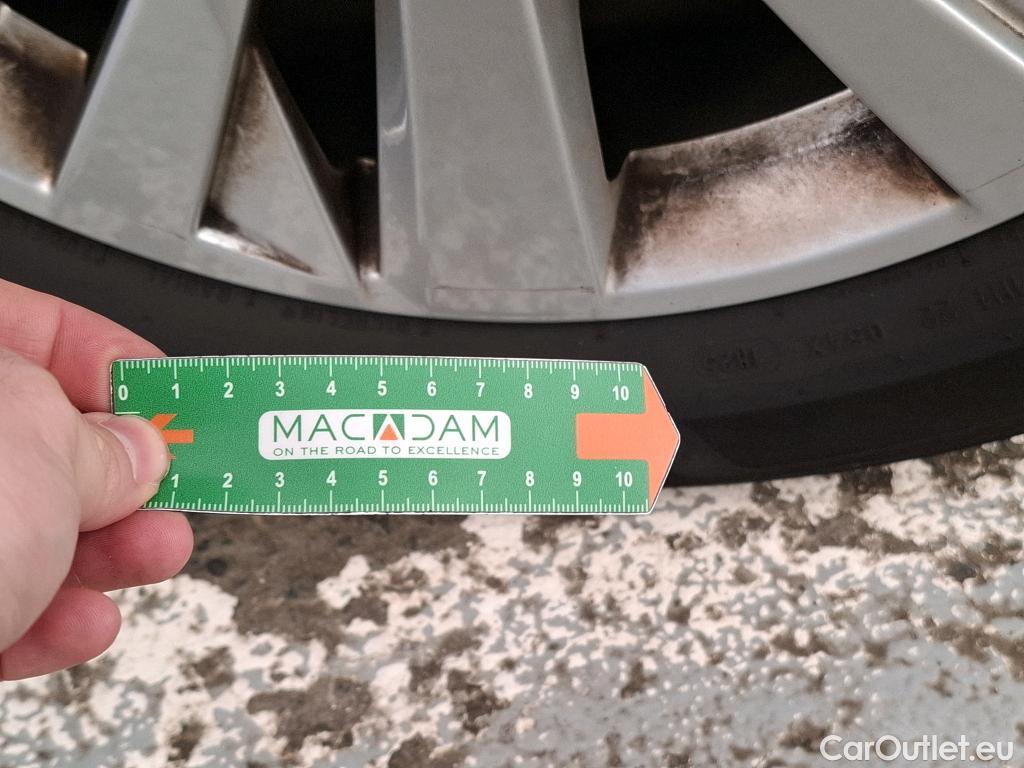  Peugeot  5008  Active Pack 1.5 HDi 130CV BVA8 7 Sieges E6d #12