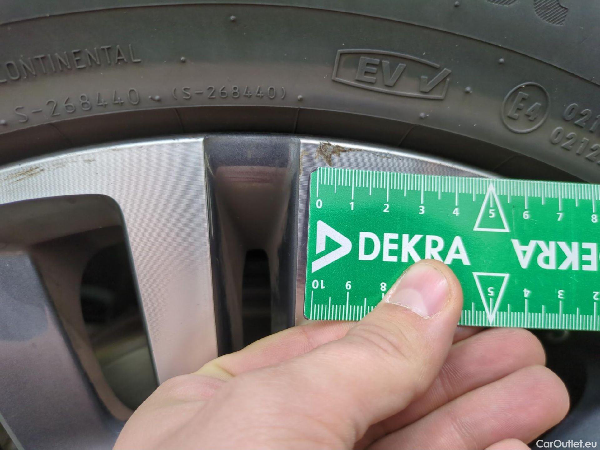  Peugeot  5008  Allure 1.5 HDi 130CV BVA8 7 Sieges E6d #15