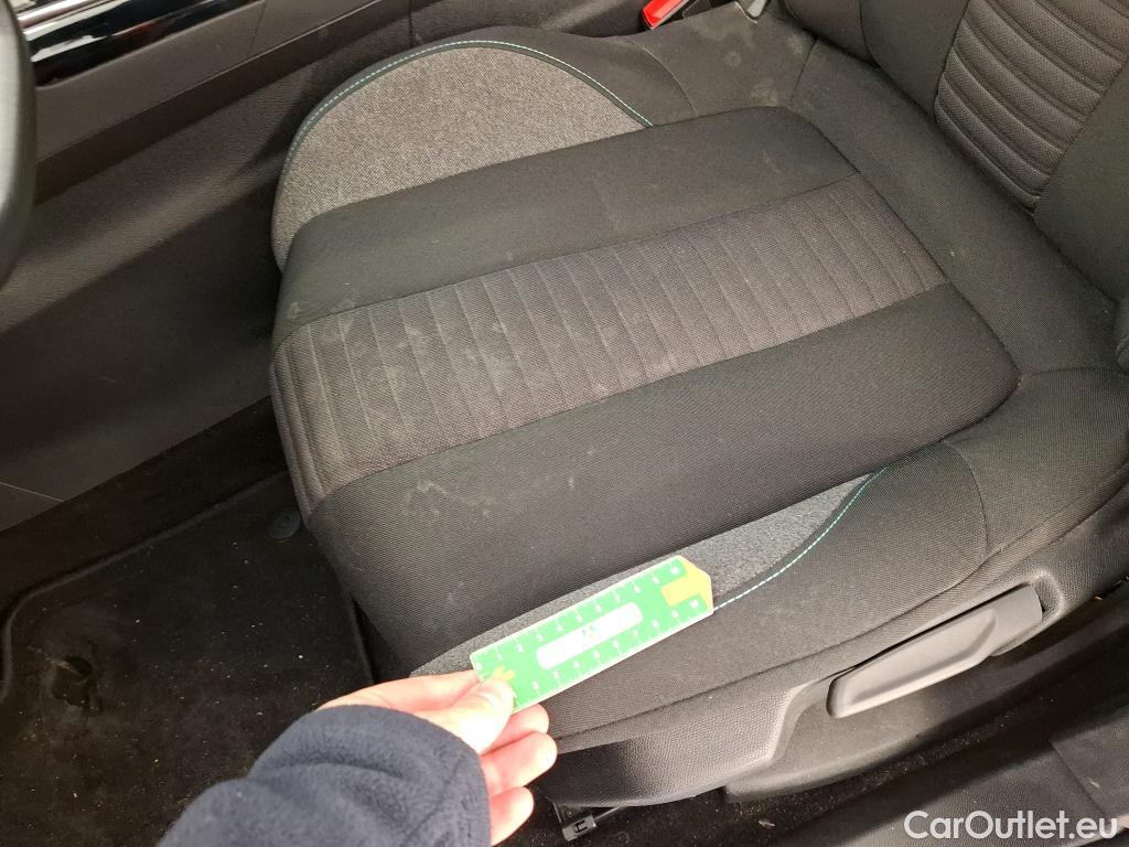  Peugeot  5008  Active Pack 1.5 HDi 130CV BVA8 7 Sieges E6d #20