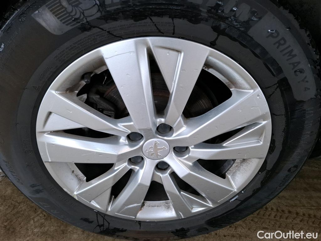  Peugeot  5008  Active Business 1.5 HDi 130CV BVA8 E6d #19