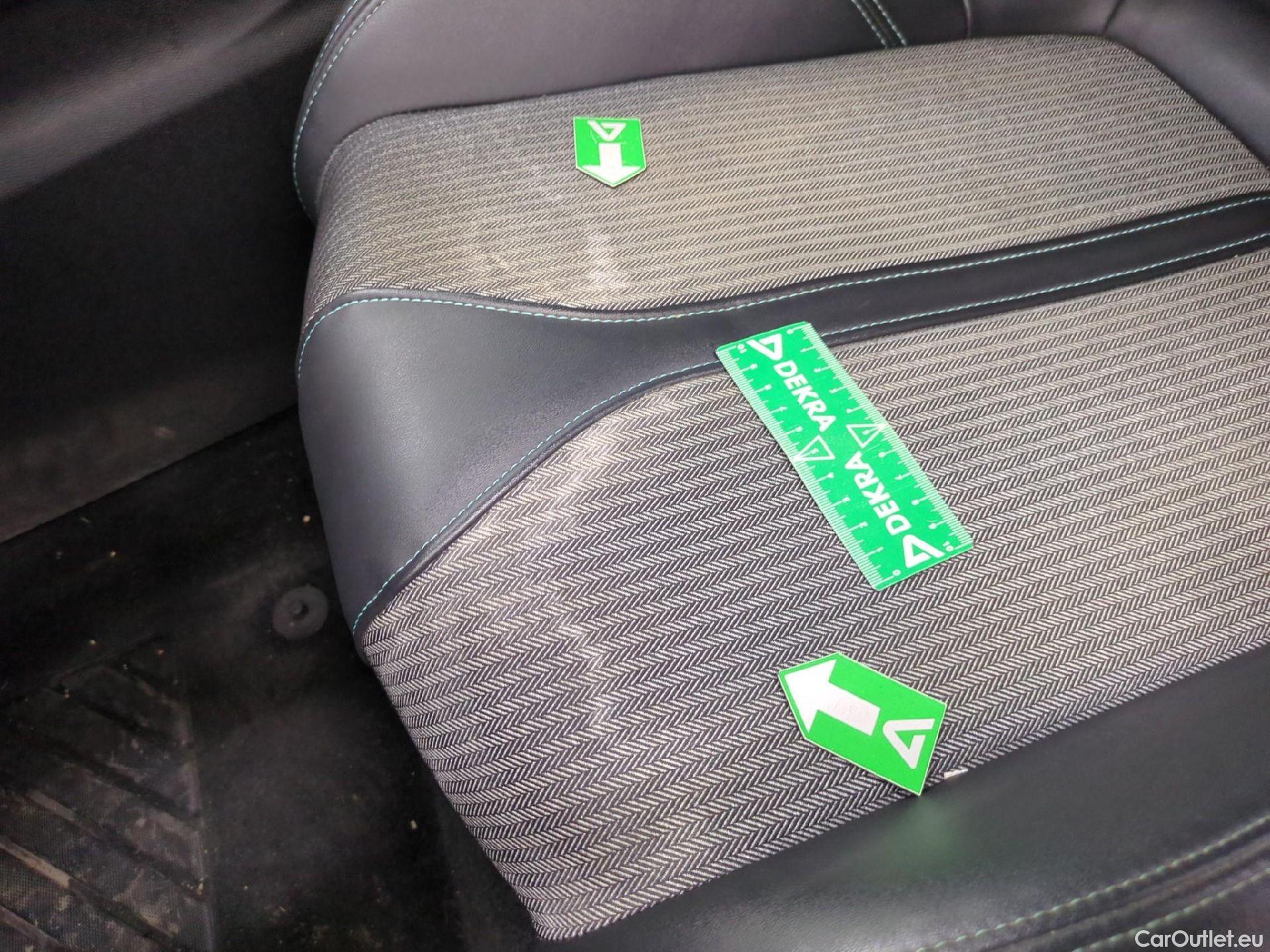  Peugeot  5008  Allure 1.5 HDi 130CV BVA8 7 Sieges E6d #7