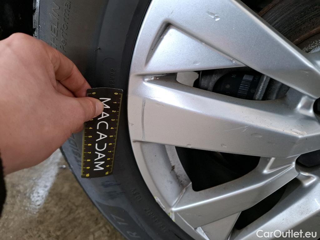  Peugeot  5008  Active Business 1.5 HDi 130CV BVA8 E6d #24