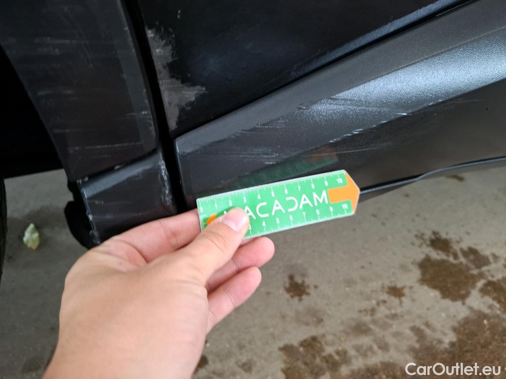  Toyota  C-HR TOYOTA  / 2016 / 5P / SUV 1.8 HYBRIDE 122 DYNAMIC BUSINESS #13