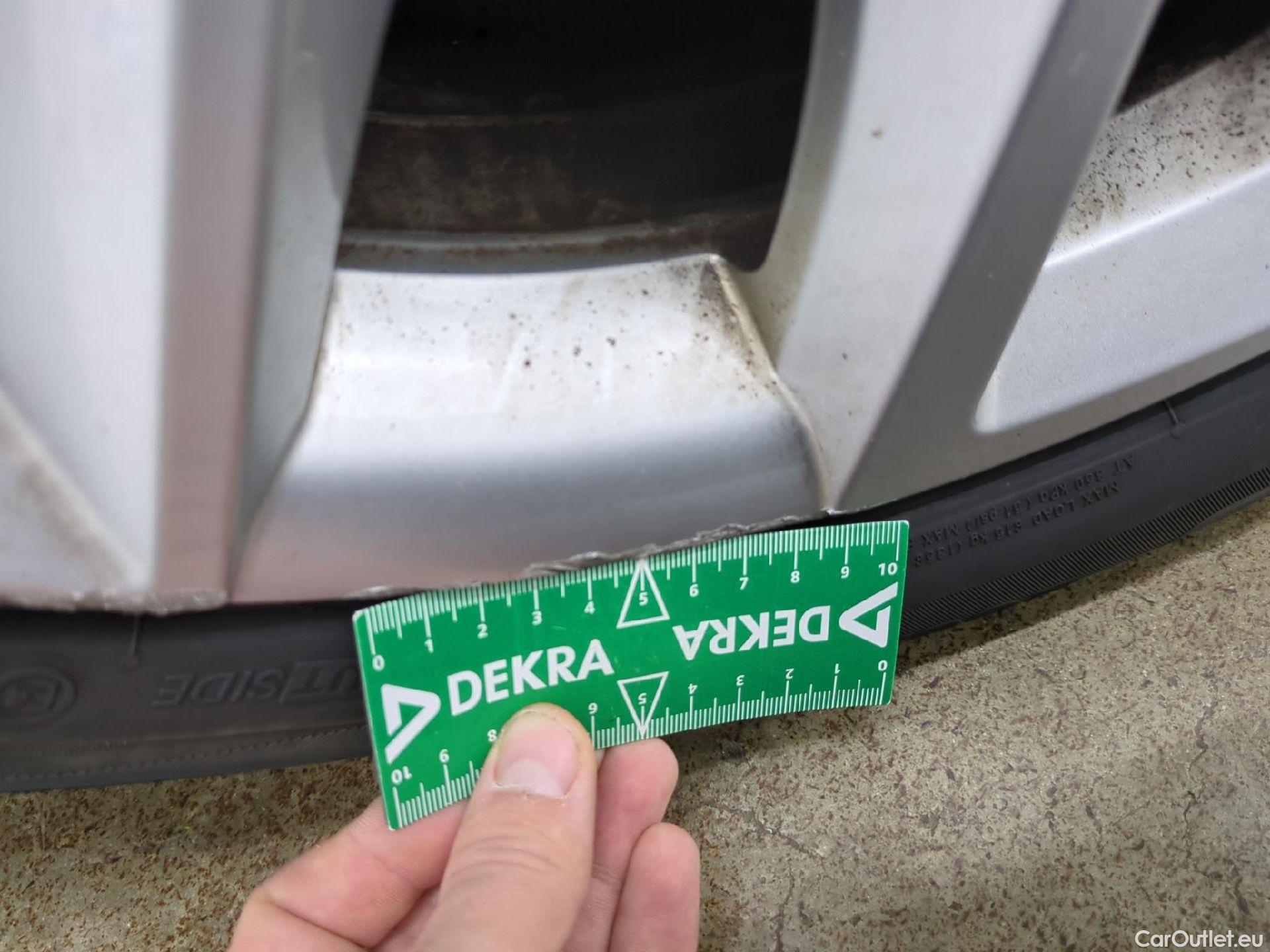  Seat  Leon SEAT  Sportstourer / 2020 / 5P / Break 2.0 TDI 150 DSG S&S Style Business #13