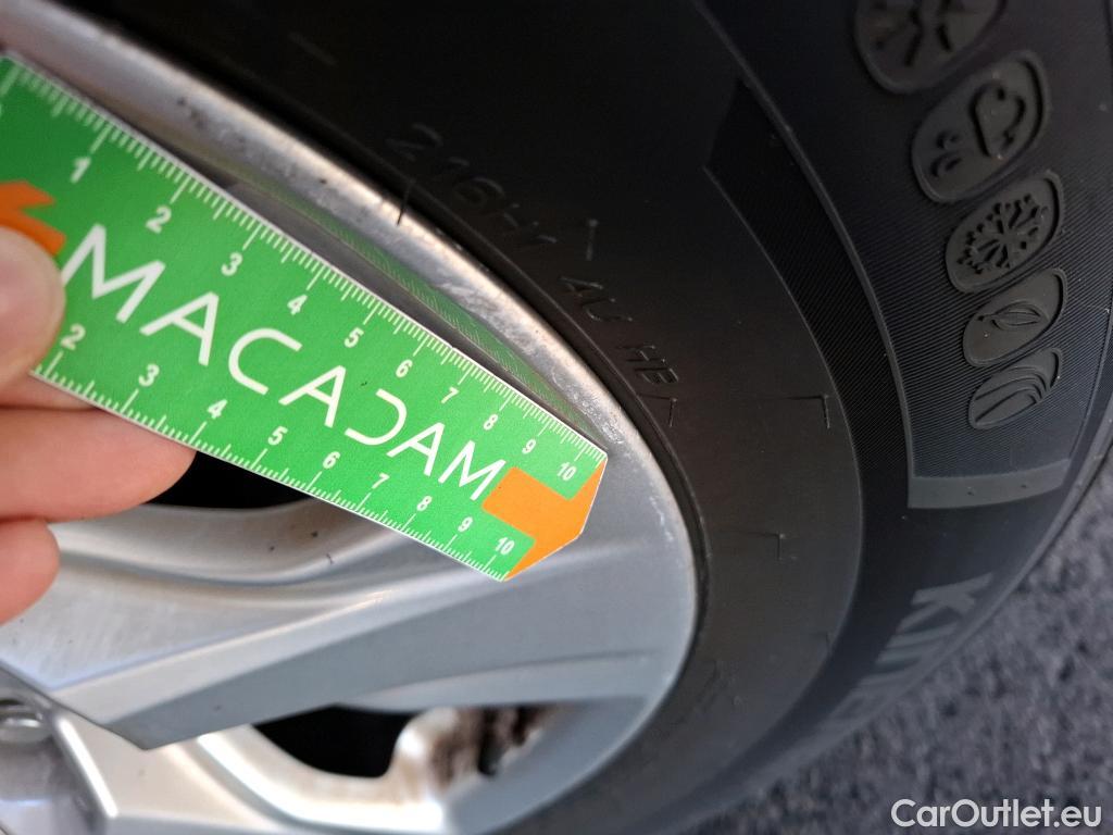  Toyota  RAV4 TOYOTA  Hybride / 2018 / 5P / SUV Hybride 2WD Dynamic Business St Hyb Acad #11