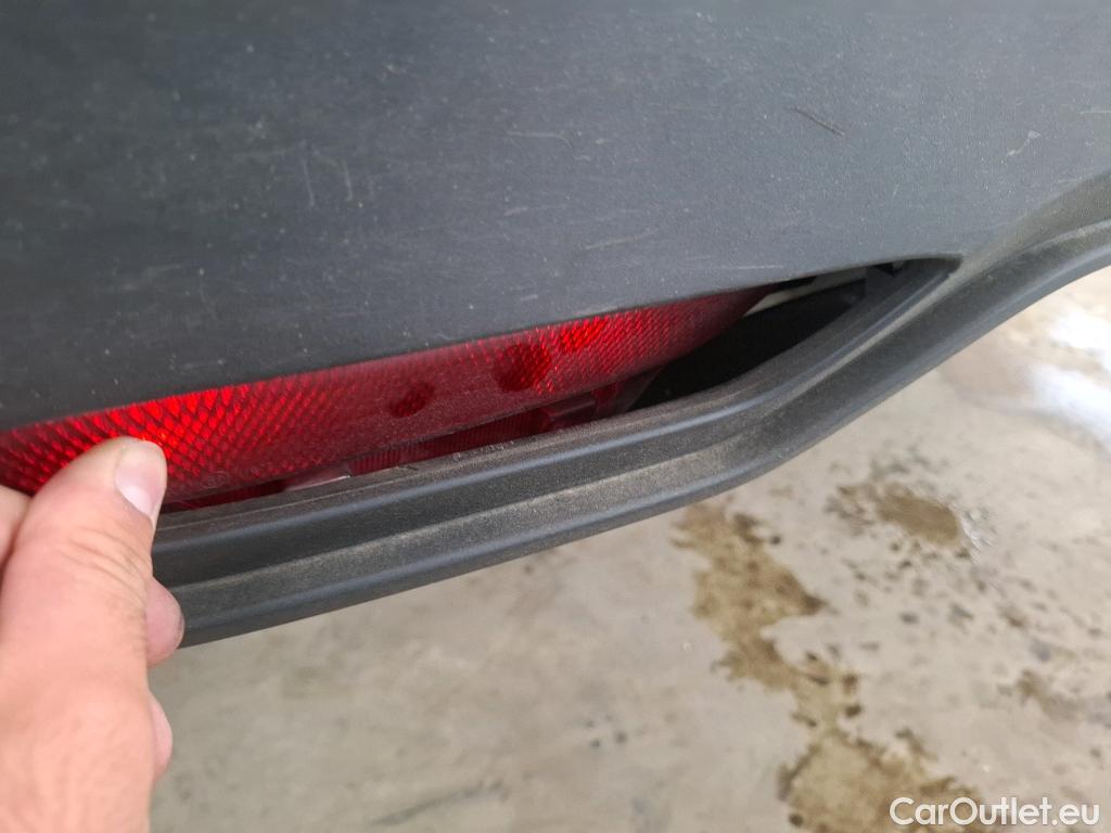  Toyota  C-HR TOYOTA  5p Berline 1.8 HYBRIDE 122 DYNAMIC BUSINESS #73