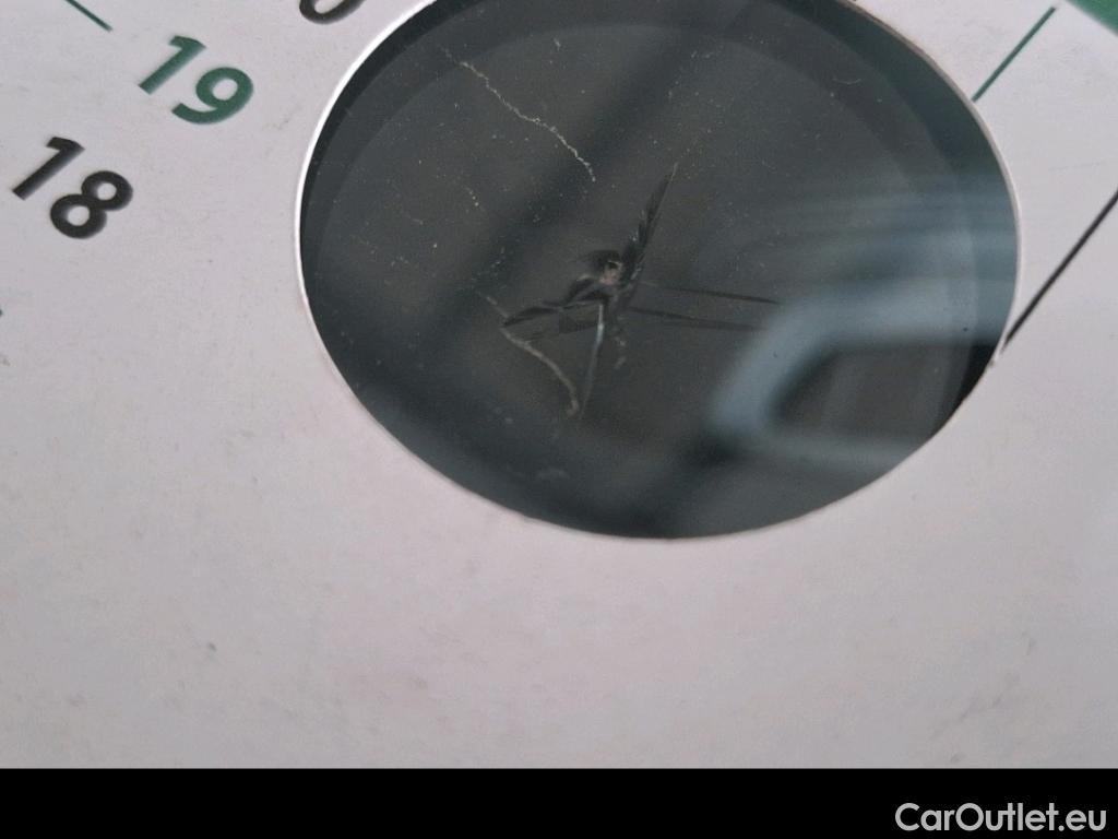  Toyota  C-HR TOYOTA  5p Berline 1.8 HYBRIDE 122 DYNAMIC BUSINESS #85