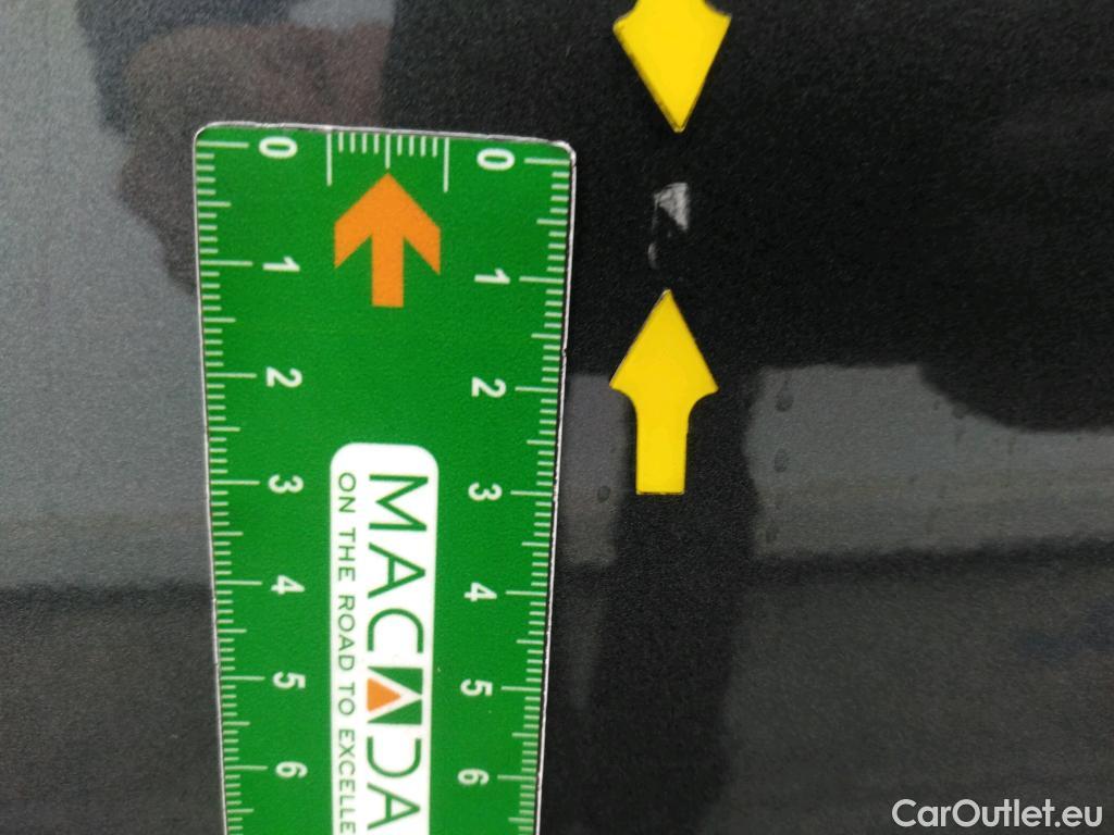  Toyota  C-HR TOYOTA  / 2016 / 5P / SUV 1.8 HYBRIDE 122 DYNAMIC BUSINESS #38