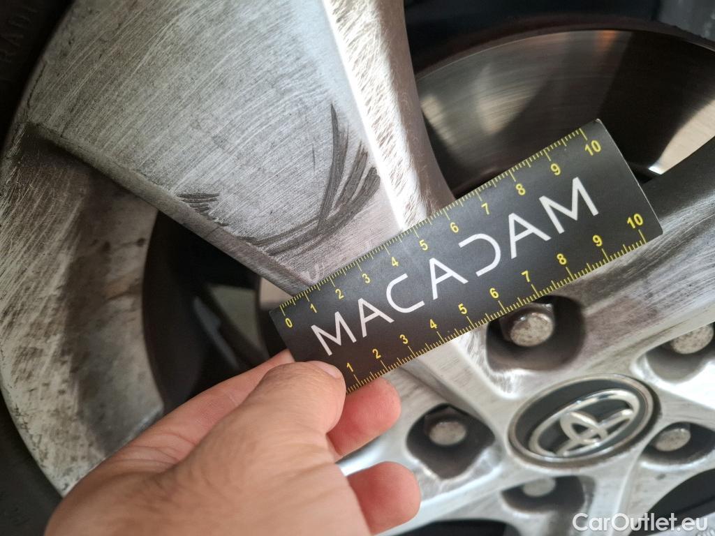  Toyota  C-HR TOYOTA  5p Berline 1.8 HYBRIDE 122 DYNAMIC BUSINESS #49