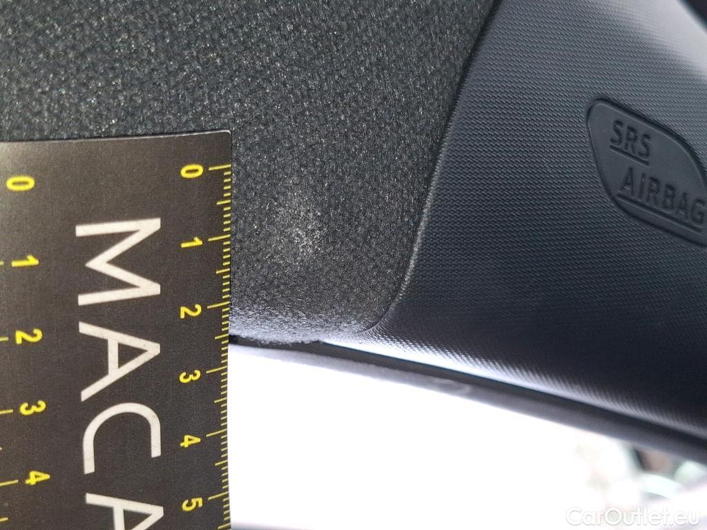  Toyota  C-HR TOYOTA  5p Berline 1.8 HYBRIDE 122 DYNAMIC BUSINESS #3