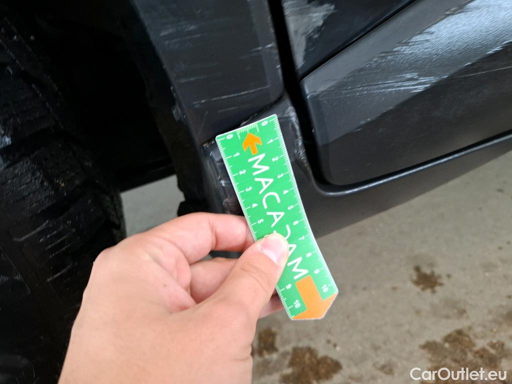  Toyota  C-HR TOYOTA  / 2016 / 5P / SUV 1.8 HYBRIDE 122 DYNAMIC BUSINESS #2