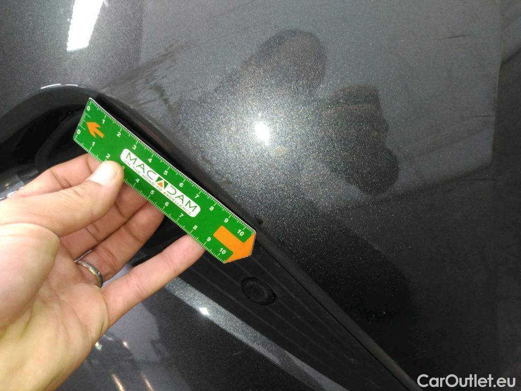  Toyota  C-HR TOYOTA  / 2016 / 5P / SUV 1.8 HYBRIDE 122 DYNAMIC BUSINESS #13