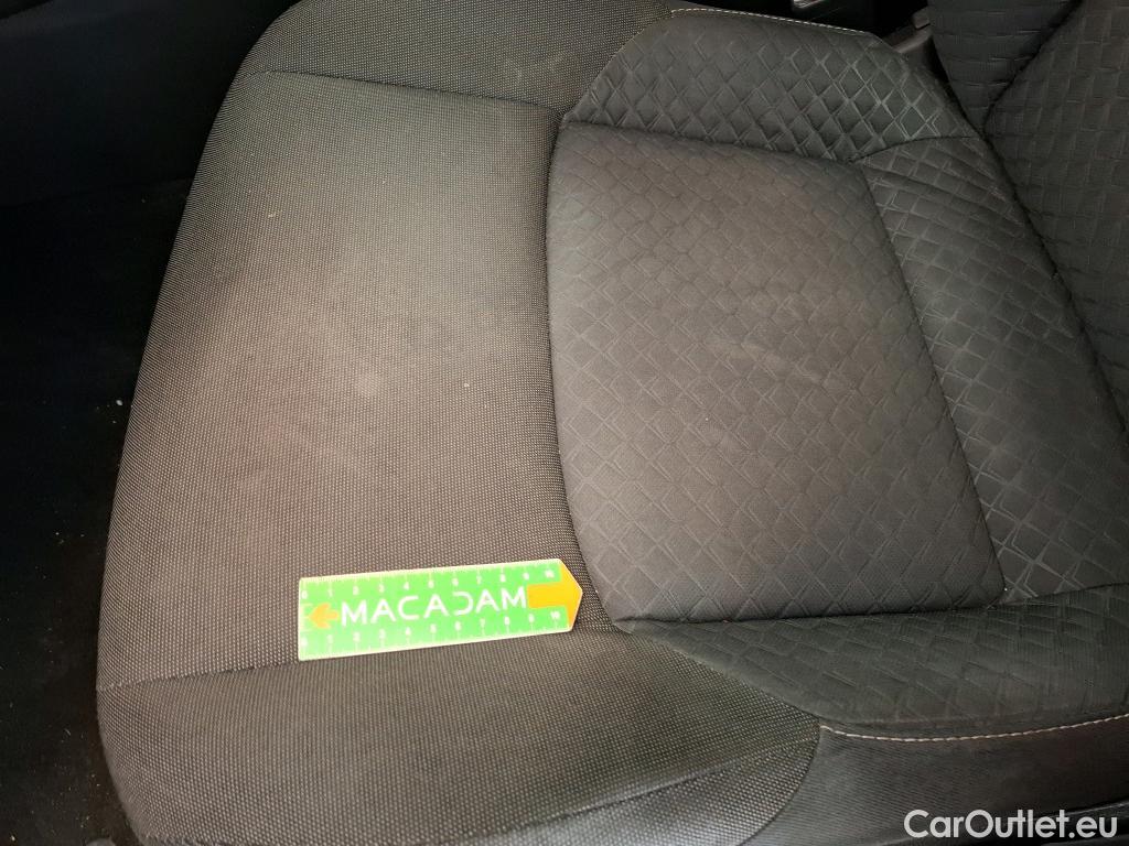  Toyota  C-HR TOYOTA  / 2016 / 5P / SUV 1.8 HYBRIDE 122 DYNAMIC BUSINESS #23