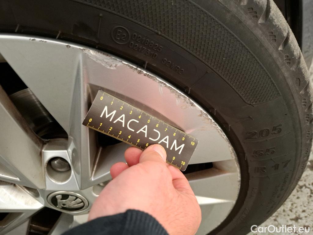  Skoda  Octavia  Break Business 2.0 TDI 150CV BVA7 E6d #6