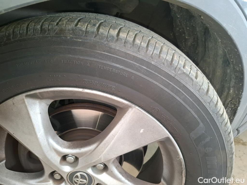  Toyota  C-HR TOYOTA  5p Berline 1.8 HYBRIDE 122 DYNAMIC BUSINESS #76