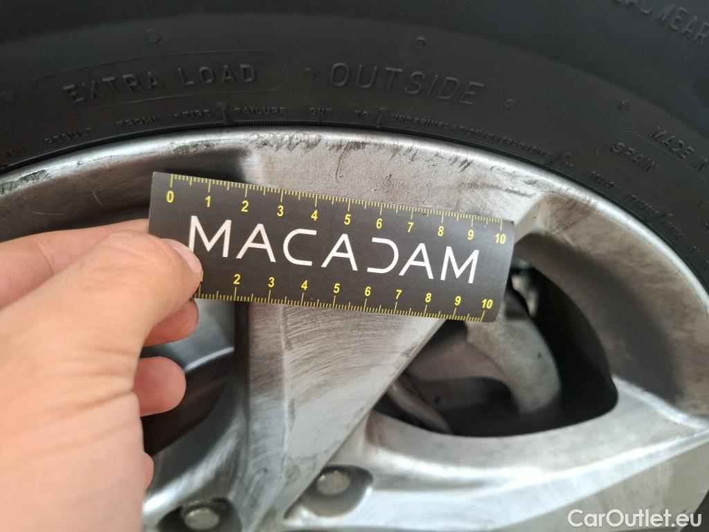  Toyota  C-HR TOYOTA  5p Berline 1.8 HYBRIDE 122 DYNAMIC BUSINESS #48