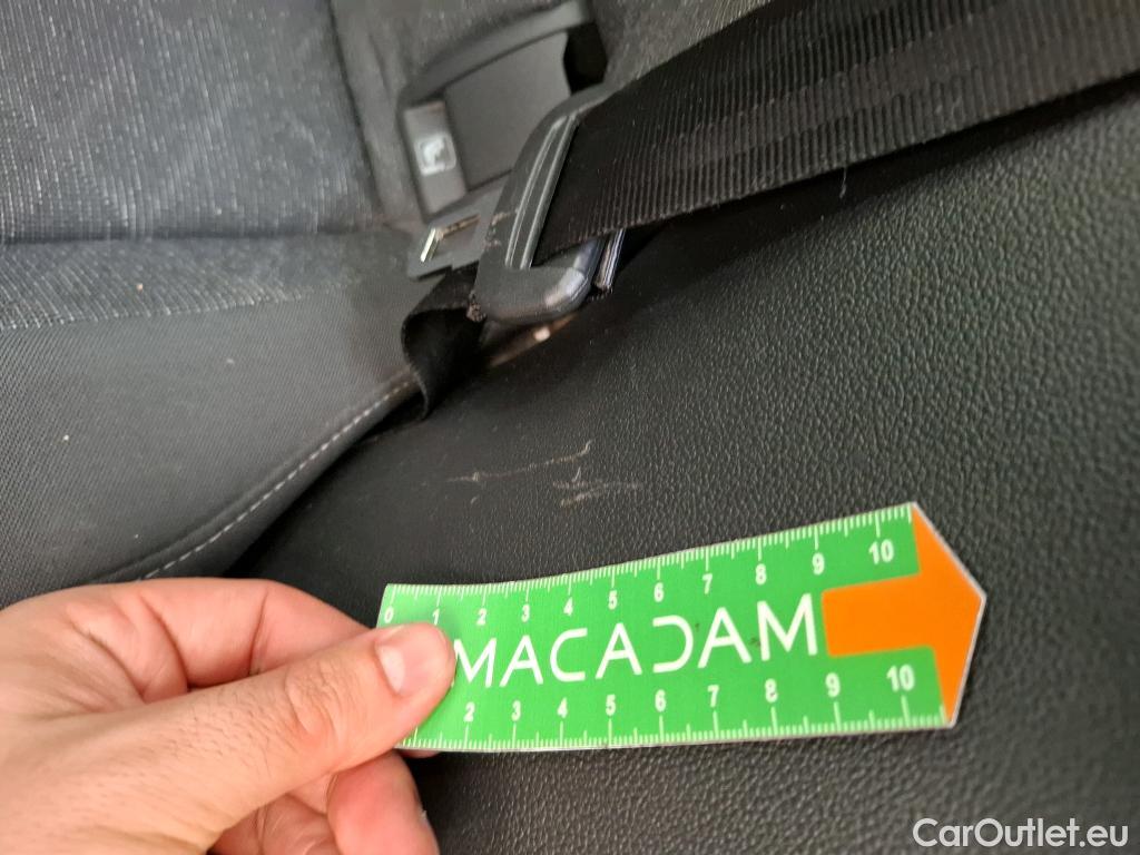  Volkswagen  Golf  VOLKSWAGEN 2020  5P  Berline 2 0 TDI SCR 150 DSG7 Life Busi 1st #19