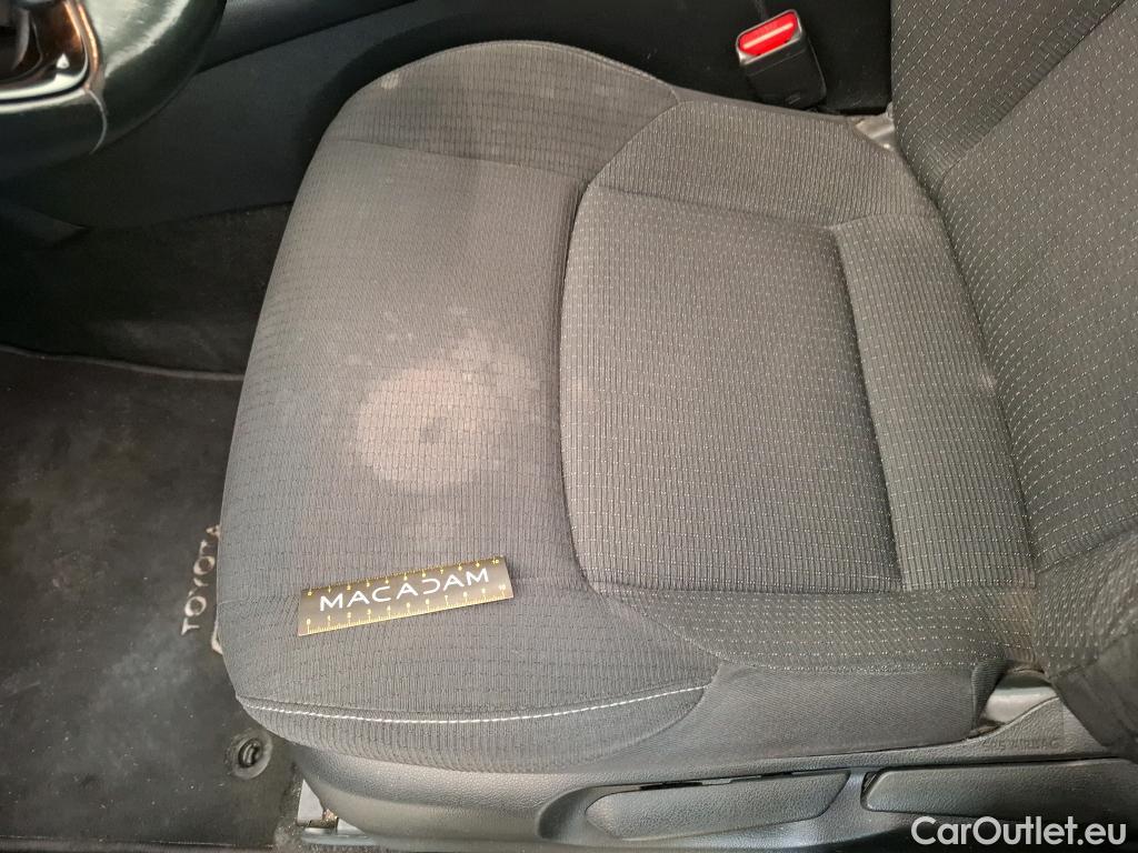  Toyota  C-HR TOYOTA  5p Berline 1.8 HYBRIDE 122 DYNAMIC BUSINESS #88