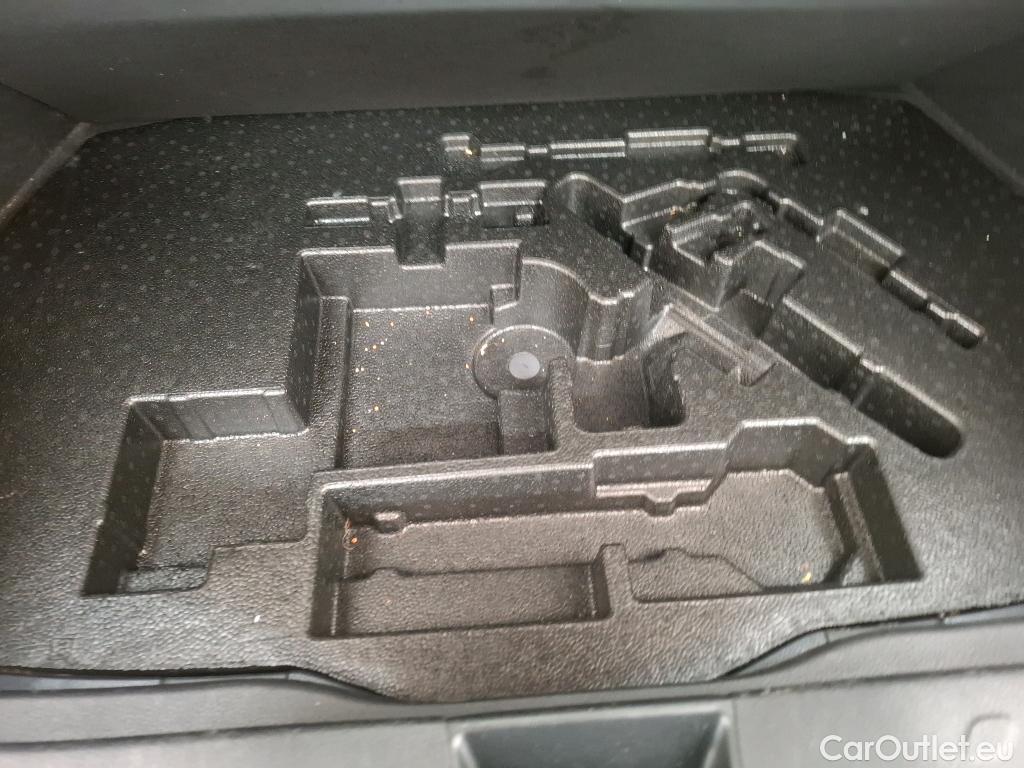  Toyota  C-HR TOYOTA  5p Berline 1.8 HYBRIDE 122 DYNAMIC BUSINESS #62