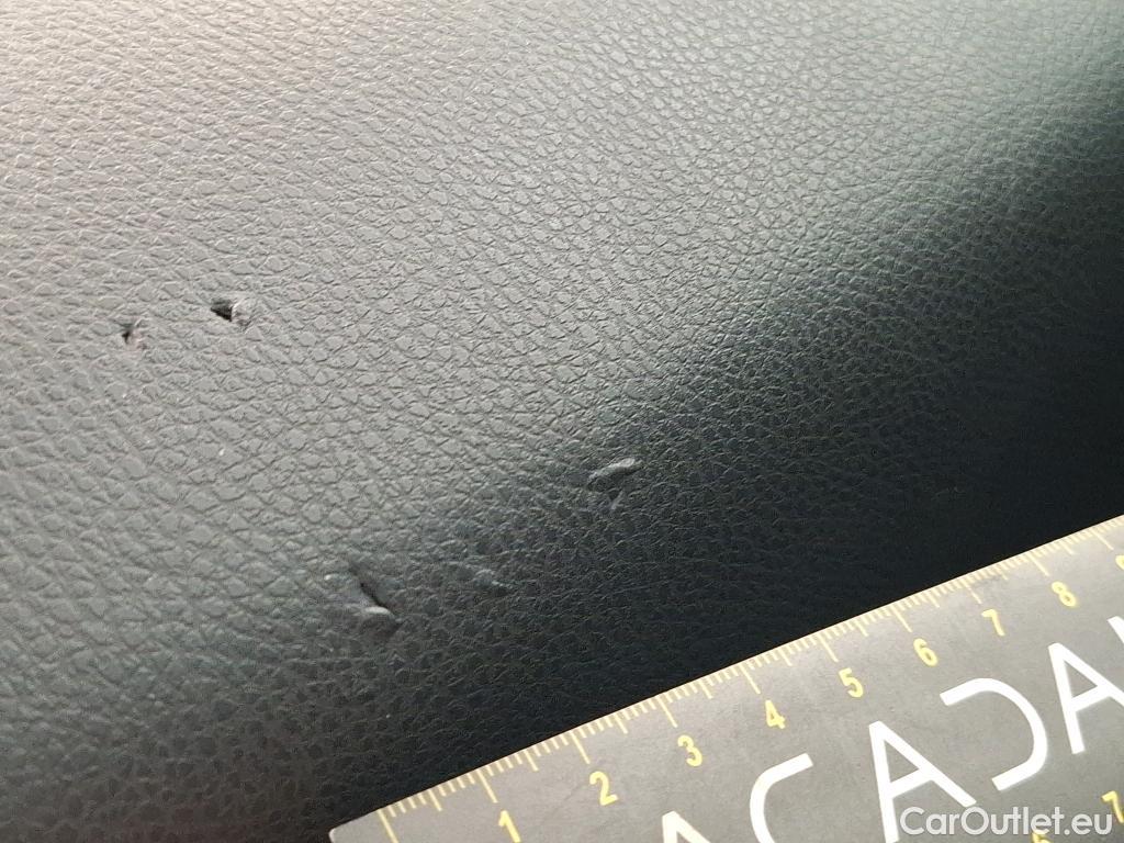  Toyota  C-HR TOYOTA  5p Berline 1.8 HYBRIDE 122 DYNAMIC BUSINESS #18