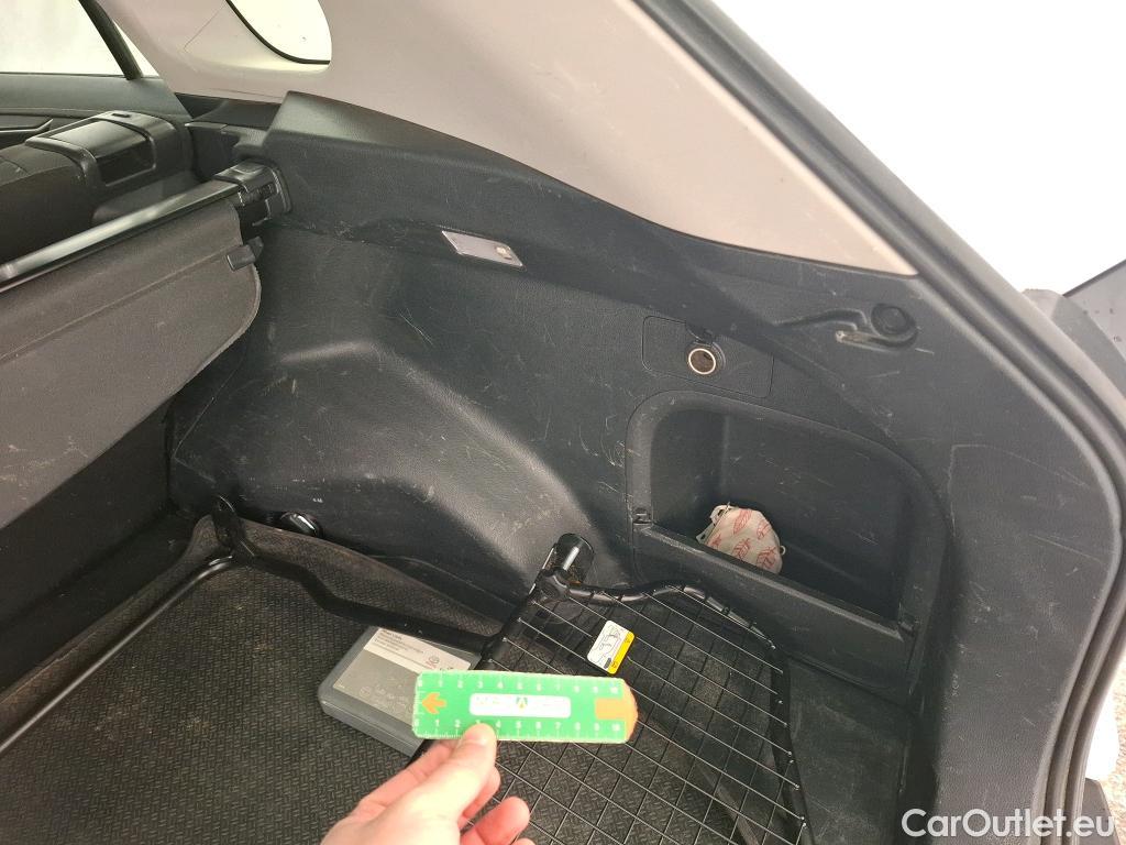  Toyota  RAV4 TOYOTA  Hybride / 2018 / 5P / SUV Hybride 2WD Dynamic Business St Hyb Acad #31