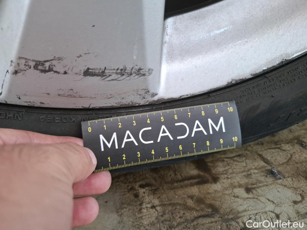  Toyota  C-HR TOYOTA  5p Berline 1.8 HYBRIDE 122 DYNAMIC BUSINESS #55