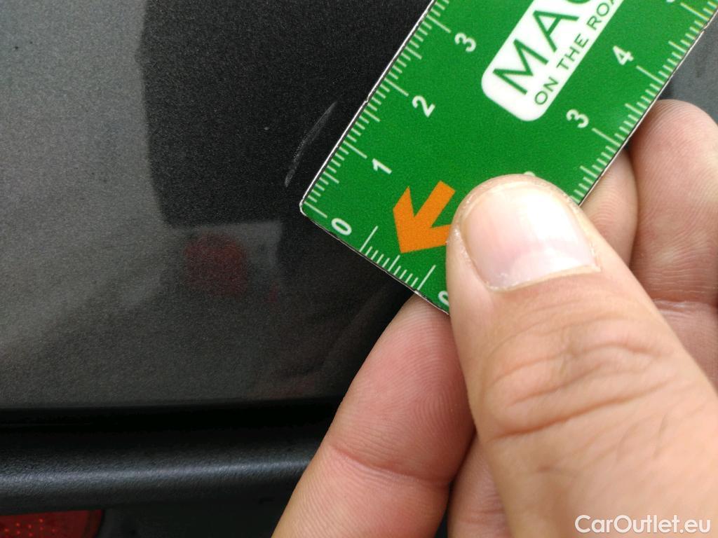  Toyota  C-HR TOYOTA  / 2016 / 5P / SUV 1.8 HYBRIDE 122 DYNAMIC BUSINESS #19