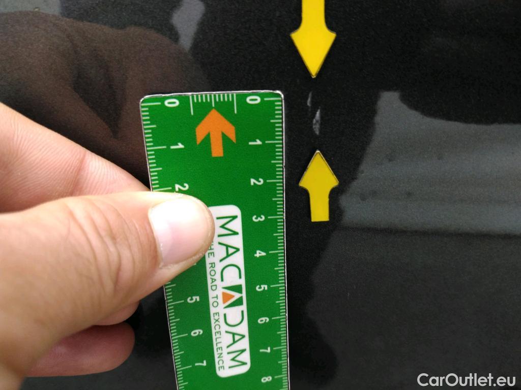  Toyota  C-HR TOYOTA  / 2016 / 5P / SUV 1.8 HYBRIDE 122 DYNAMIC BUSINESS #28