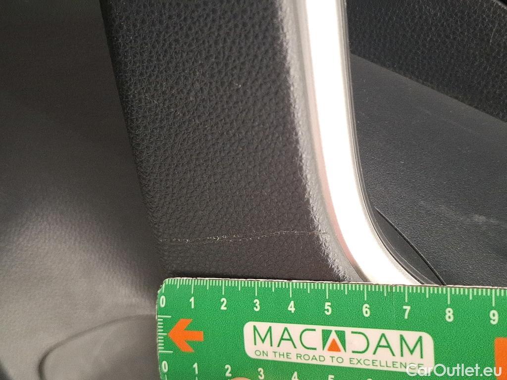  Toyota  RAV4 TOYOTA  Hybride / 2018 / 5P / SUV Hybride 2WD Dynamic Business St Hyb Acad #35