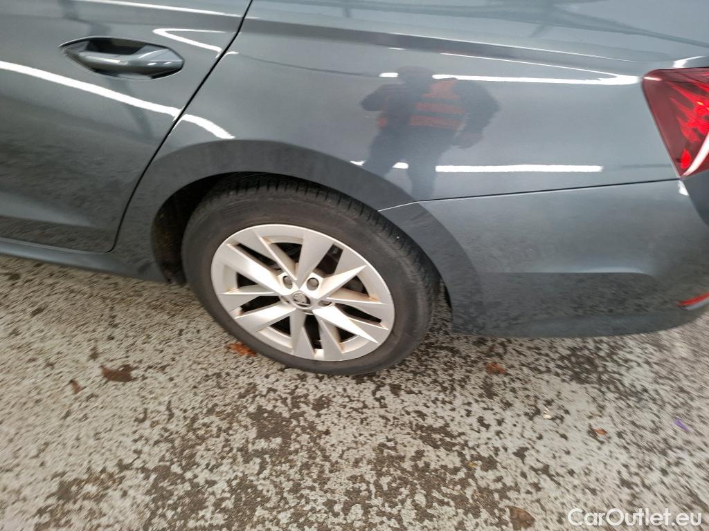  Skoda  Octavia  Break Business 2.0 TDI 150CV BVA7 E6d #26