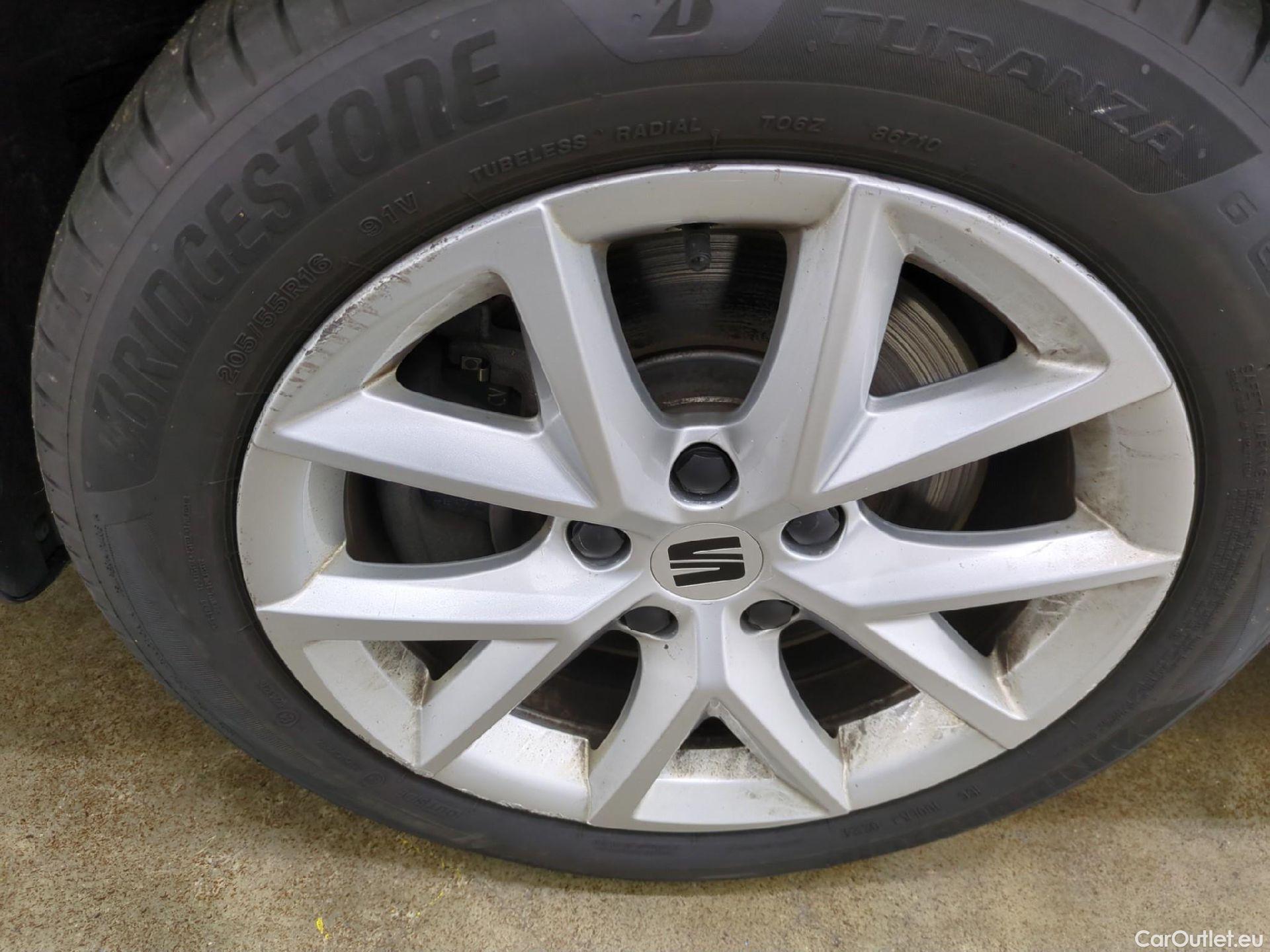  Seat  Leon SEAT  Sportstourer / 2020 / 5P / Break 2.0 TDI 150 DSG S&S Style Business #15