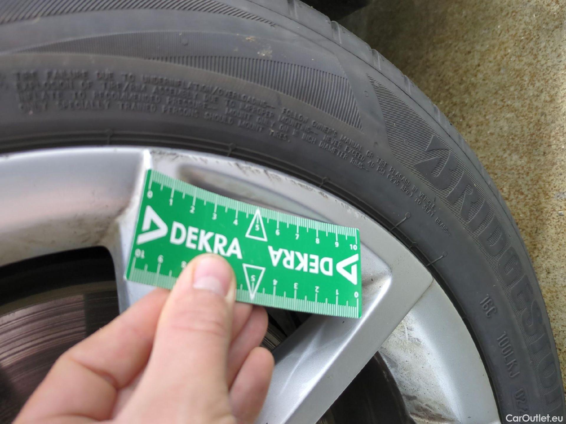  Seat  Leon SEAT  Sportstourer / 2020 / 5P / Break 2.0 TDI 150 DSG S&S Style Business #12