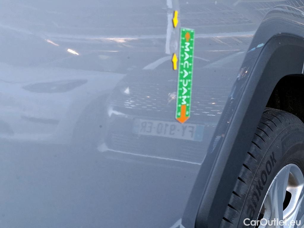  Toyota  RAV4 TOYOTA  Hybride / 2018 / 5P / SUV Hybride 2WD Dynamic Business St Hyb Acad #16