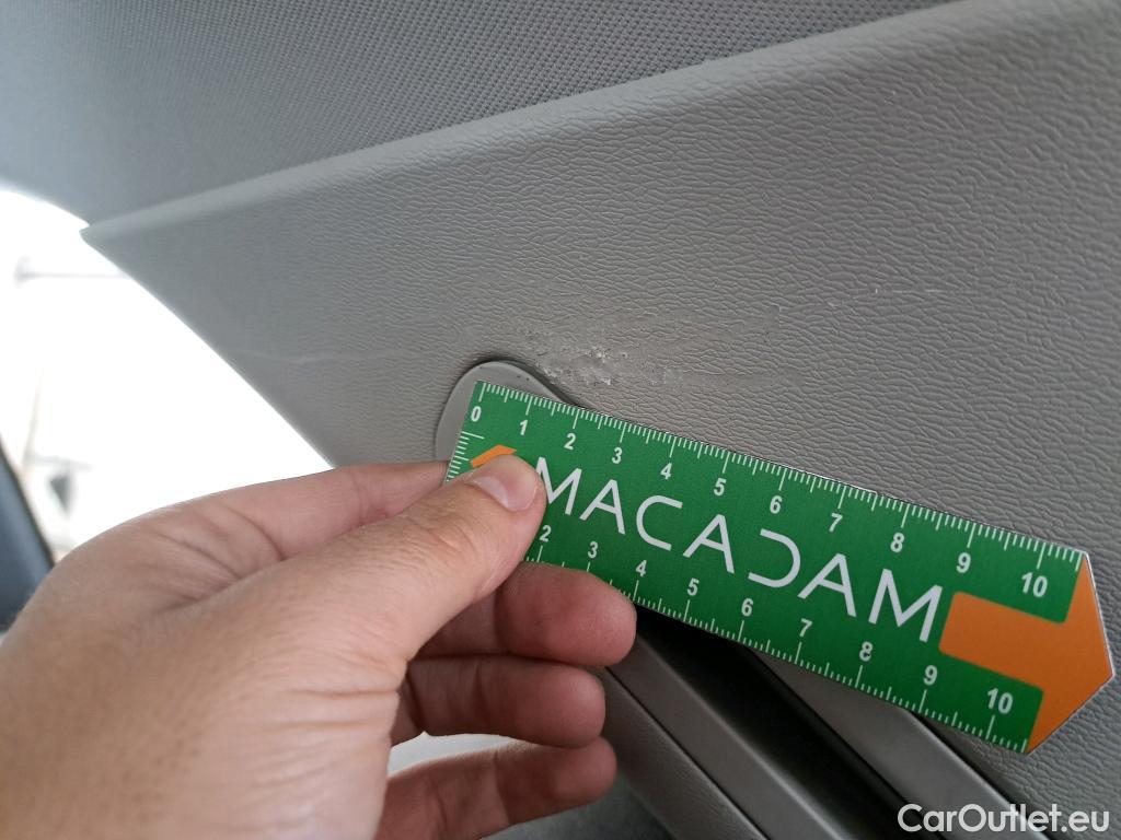  Volvo  XC60 VOLVO  / 2021 / 5P / SUV B4 197 GearTronic 8 Momentum #27