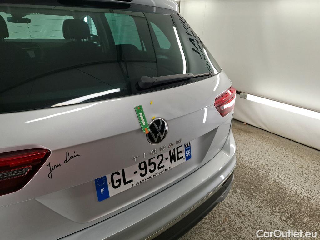  Volkswagen  Tiguan VOLKSWAGEN  / 2020 / 5P / SUV 2.0 TDI 150 DSG7 Life Business #1