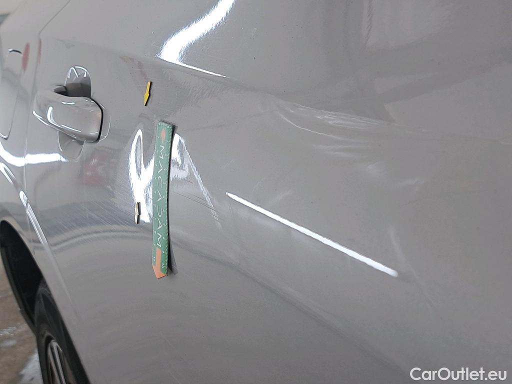  Volvo  XC60 VOLVO  / 2021 / 5P / SUV B4 197 GearTronic 8 Momentum #8