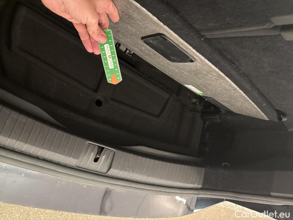  Volkswagen  Touran  United Start-Stop 2.0 TDI 115CV BVM6 E6dT #7