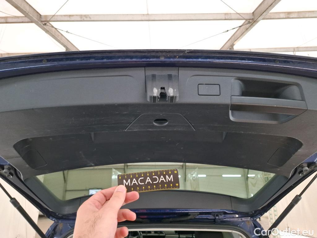  Volkswagen  Touran VOLKSWAGEN  / 2015 / 5P / monospace 2.0 TDI 115 DSG7 Lounge Business 7 pl #26