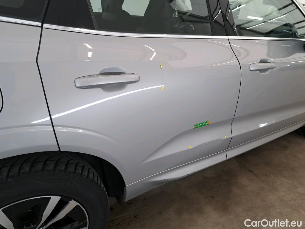  Volvo  XC60 VOLVO  / 2021 / 5P / SUV B4 197 GearTronic 8 Momentum #6