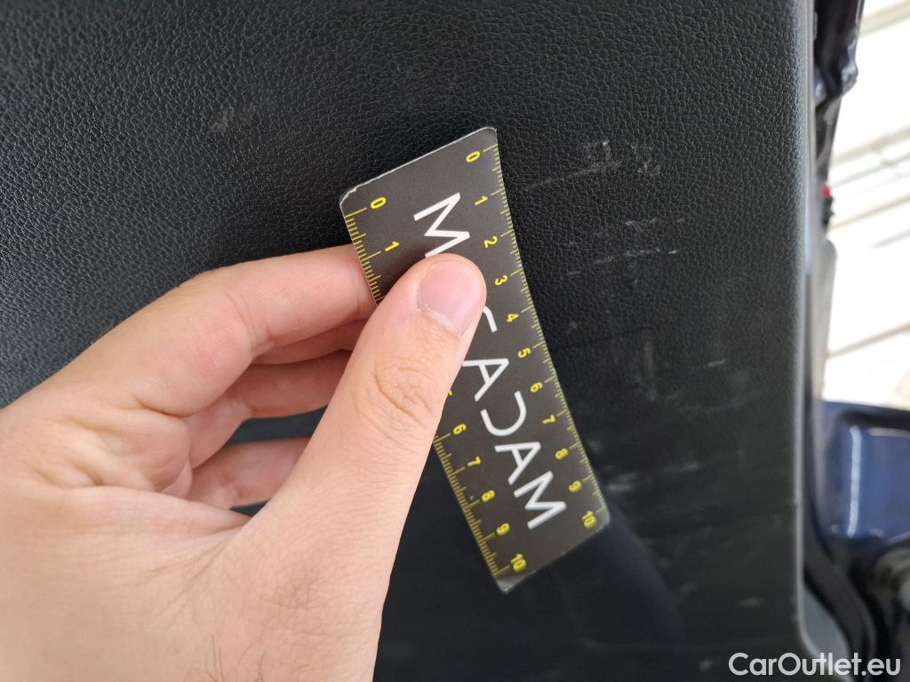  Volkswagen  Touran VOLKSWAGEN  / 2015 / 5P / monospace 2.0 TDI 115 DSG7 Lounge Business 7 pl #28