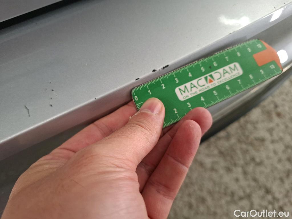  Volkswagen  Tiguan VOLKSWAGEN  / 2020 / 5P / SUV 2.0 TDI 150 DSG7 Life Business #9