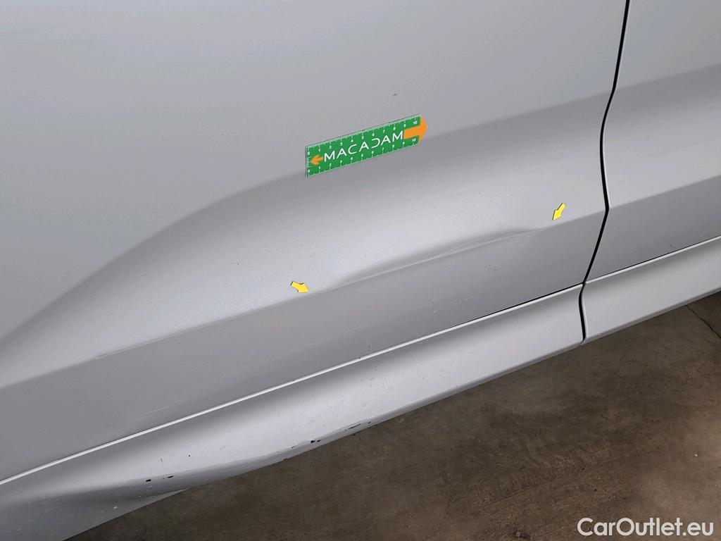  Volvo  XC60 VOLVO  / 2021 / 5P / SUV B4 197 GearTronic 8 Momentum #7