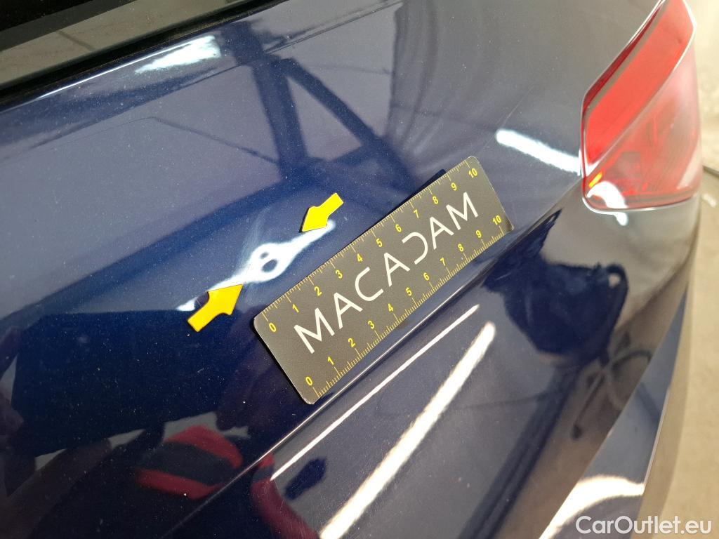  Volkswagen  Touran VOLKSWAGEN  / 2015 / 5P / monospace 2.0 TDI 115 DSG7 Lounge Business 7 pl #40