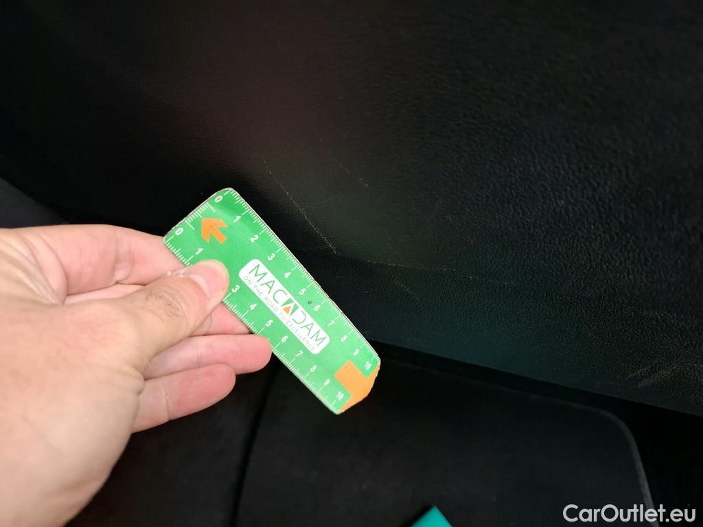  Volkswagen  Tiguan VOLKSWAGEN  / 2020 / 5P / SUV 2.0 TDI 150 DSG7 Life Business #14