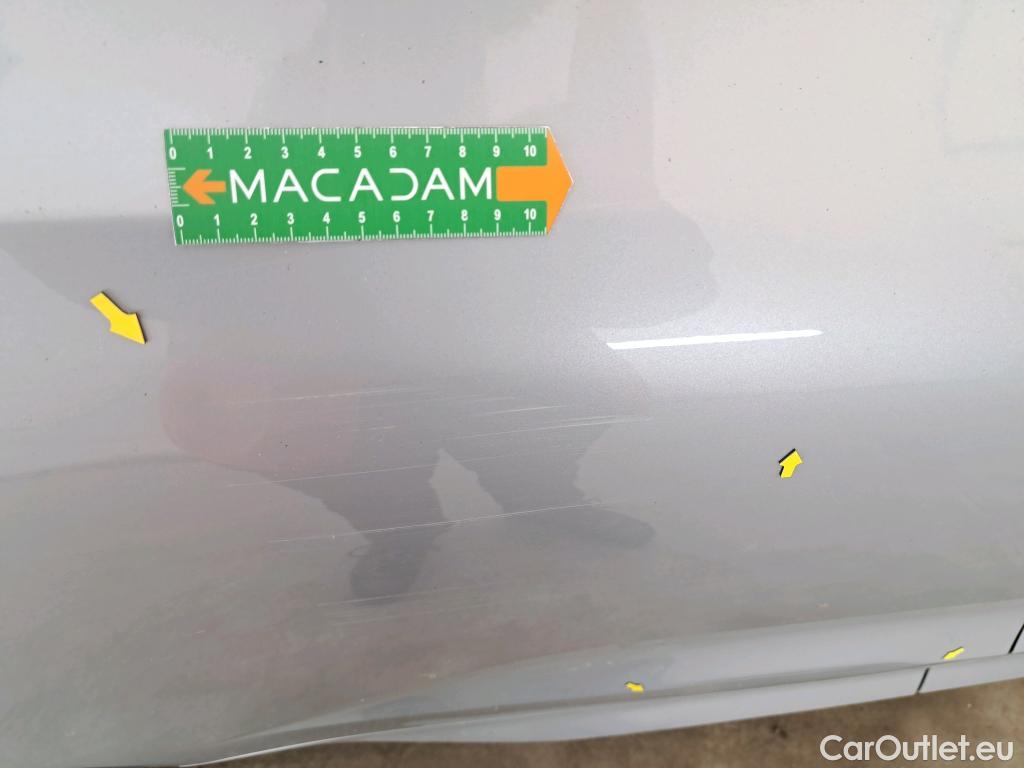  Volvo  XC60 VOLVO  / 2021 / 5P / SUV B4 197 GearTronic 8 Momentum #10