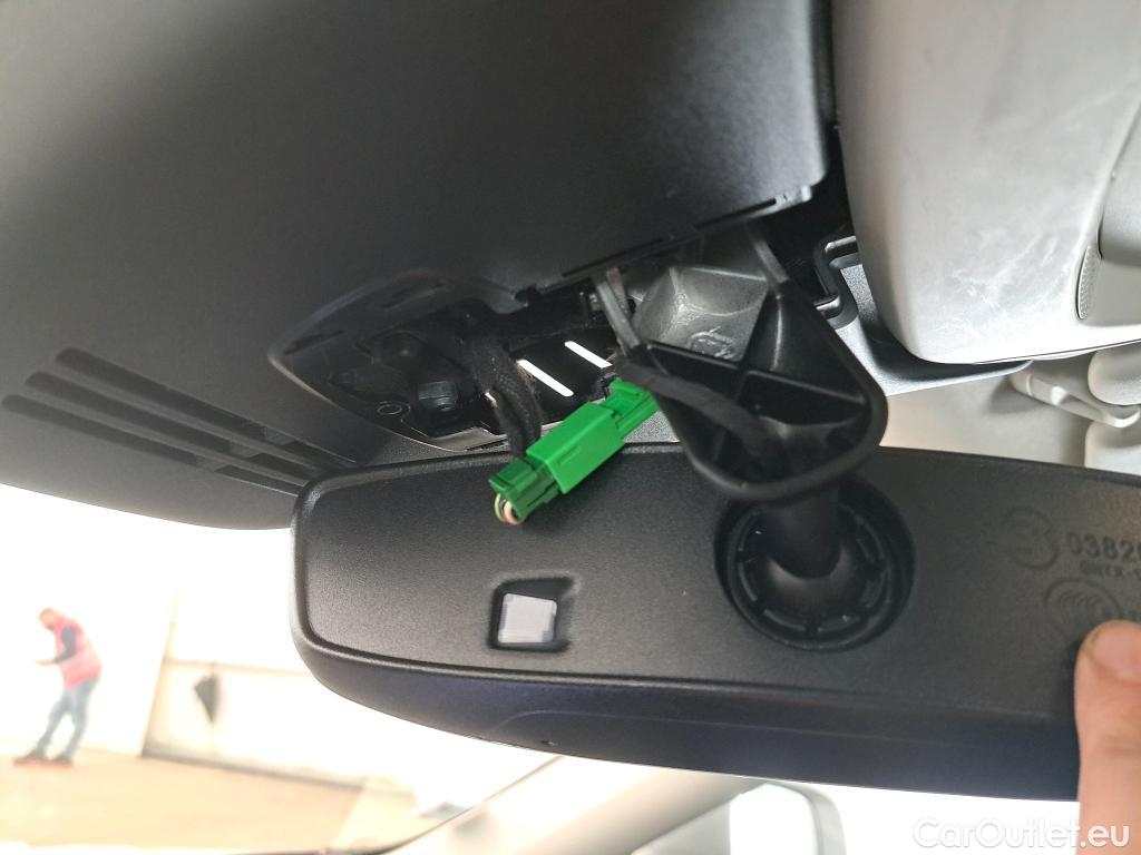  Volvo  XC60 VOLVO  / 2021 / 5P / SUV B4 197 GearTronic 8 Momentum #44