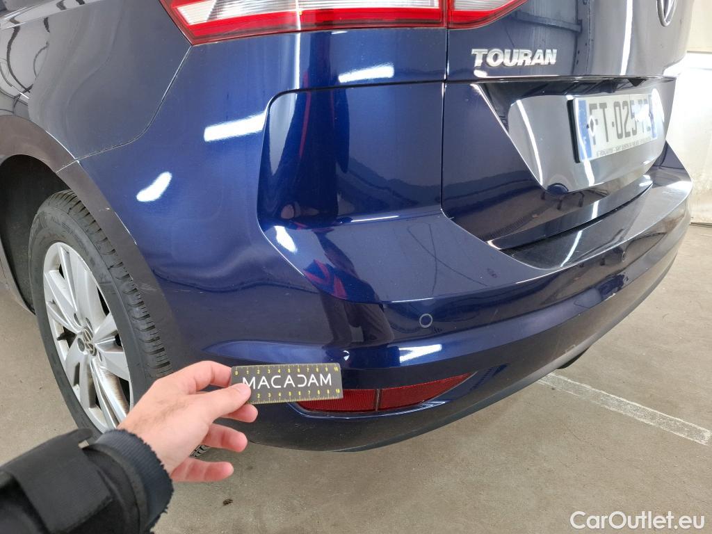  Volkswagen  Touran VOLKSWAGEN  / 2015 / 5P / monospace 2.0 TDI 115 DSG7 Lounge Business 7 pl #9