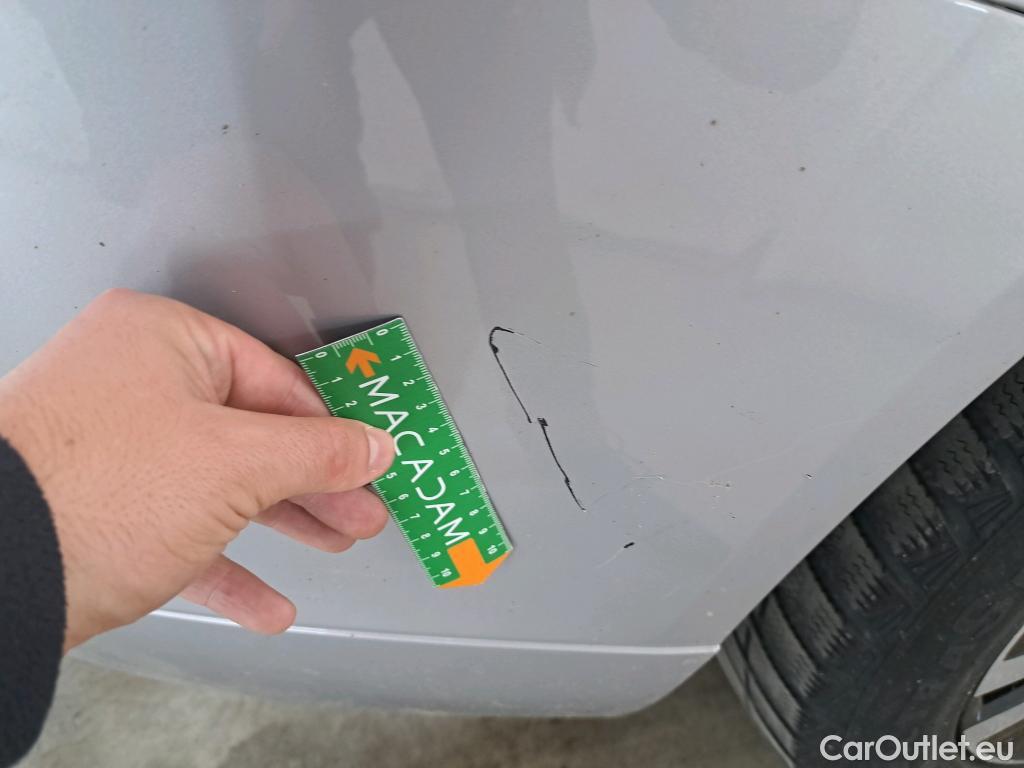  Volvo  XC60 VOLVO  / 2021 / 5P / SUV B4 197 GearTronic 8 Momentum #19